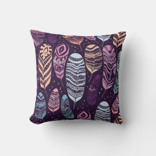 Ethnic feathers seamless pattern. throw pillow