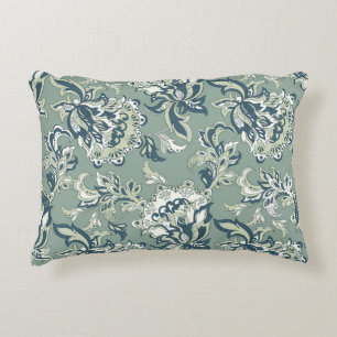 ethnic floral seamless pattern. folkloric batik or accent pillow