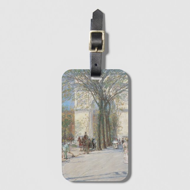 Étiquette À Bagage Arc de Washington, Printemps par Frederick Childe  (Devant Vertical)