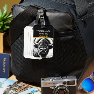 Étiquette À Bagage Buffle à couper le souffle dans une nature paisibl