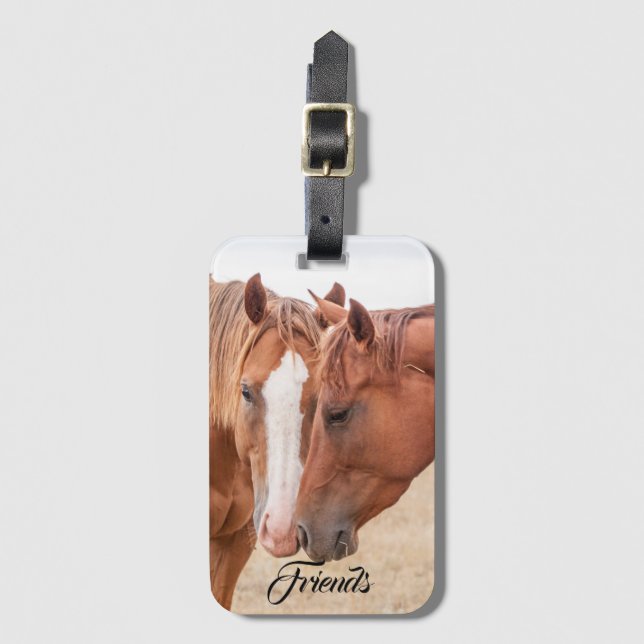 Étiquette À Bagage Chevaux étourdissant dans un pâturage (Devant Vertical)