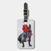 Chien à tête rouge avec chapeau rouge et moustache