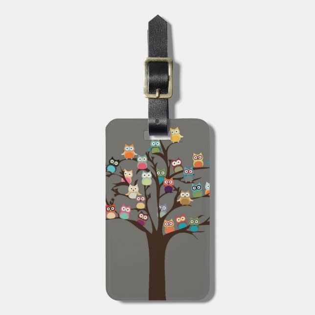 Étiquette À Bagage Chouette Cute Sur L'Arbre | ARRIÈRE - PLAN (Devant Vertical)