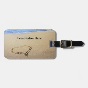 Étiquette À Bagage Coeurs De Plage Dans Le Sable