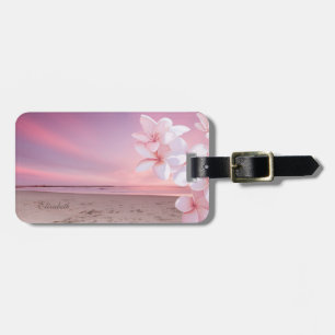 Étiquette À Bagage Coucher de soleil sur une plage tropicale avec fra