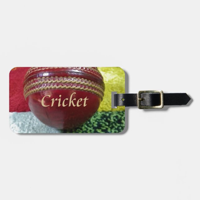 Étiquette À Bagage Cricket : Red Hard Ball Art Print (Devant horizontal)