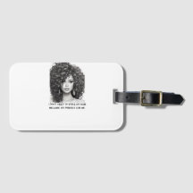 Curly Brunette Beauté