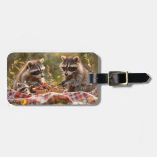 Étiquette À Bagage Cute famille raccoon avec pique-nique
