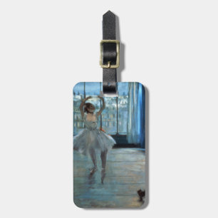 Étiquette À Bagage Danseur d'Edgar Degas   devant une fenêtre