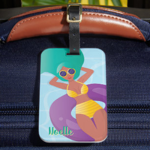 Étiquette À Bagage Femme noire dans la piscine