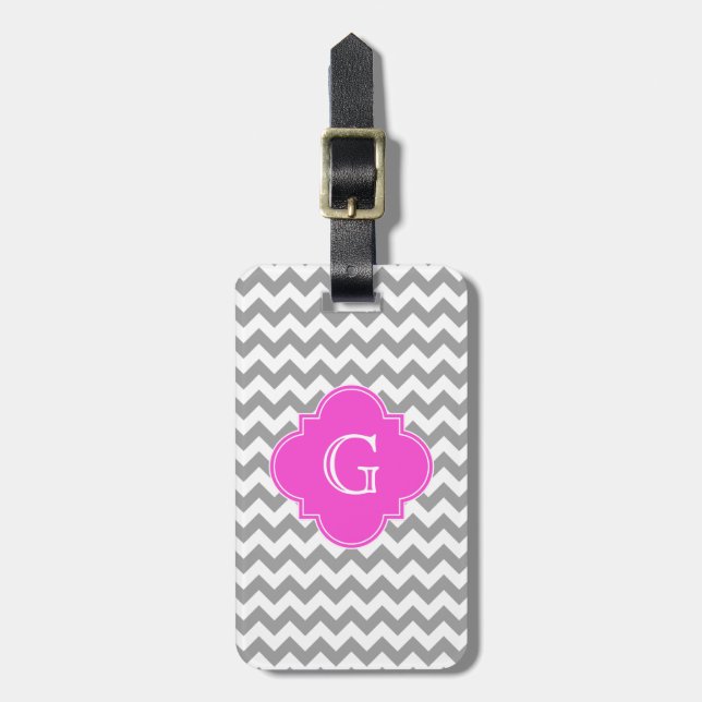 Étiquette À Bagage Gris What Chevron Hot rose Quatrefoil Monogramme (Devant Vertical)