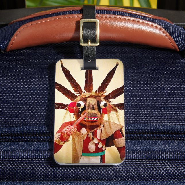Étiquette À Bagage Kachina Doll Wood Figure Photographie Gros plan Gr (Insitu Rectoal 2)