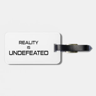Étiquette À Bagage La Réalité Est Indéfectible
