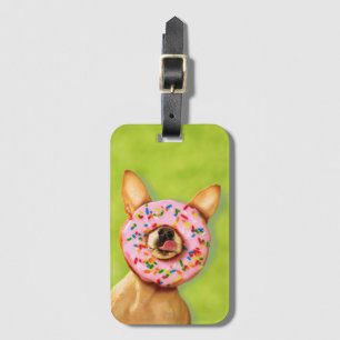 Étiquette À Bagage Le chien drôle de chiwawa avec arrosent le beignet