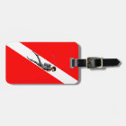 Plongeur et drapeau de piqué