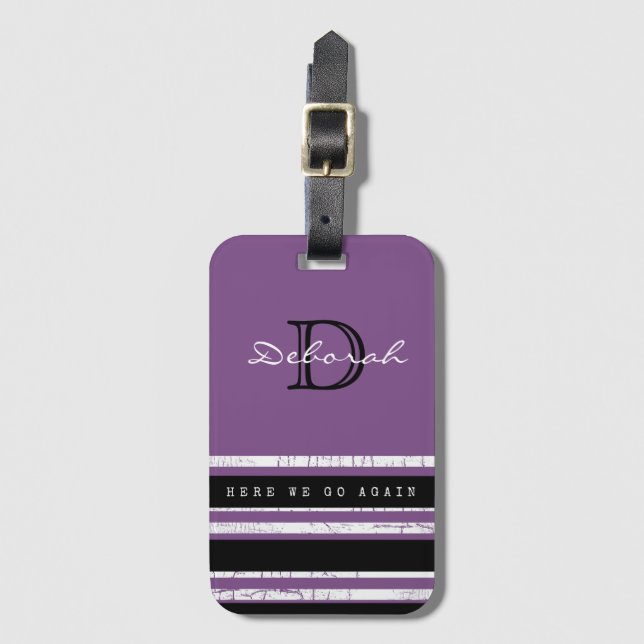 Étiquette À Bagage violet avec rayures, voyage féminin et monogrammé (Devant Vertical)