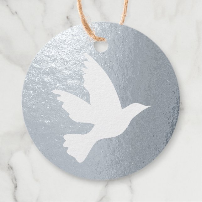 Étiquette-cadeau Simple silhouette d'oiseau volant à colombe blanch (Devant)