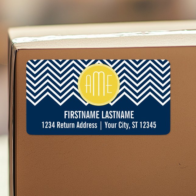 Étiquette Chevrons bleu marine avec Monogramme jaune personn (Personalized return address label)