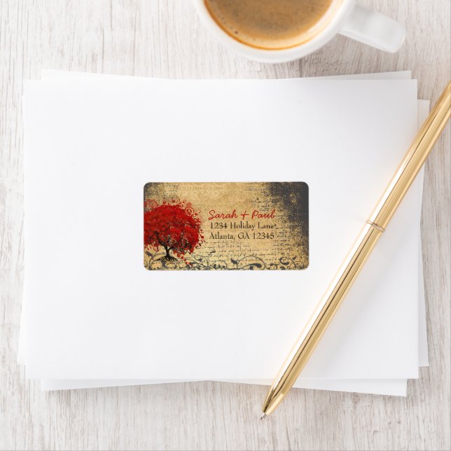 Étiquette Cute Whimsical Heart LeafTree rouge rose RSVP (En situation)