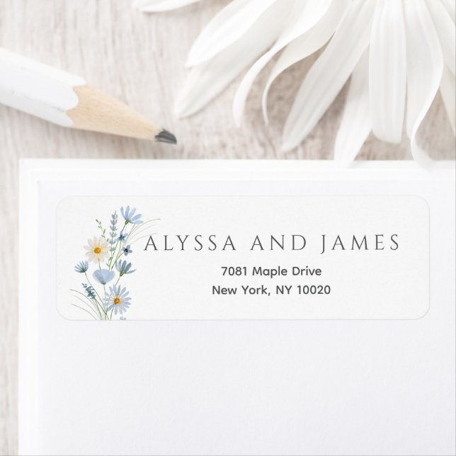 Étiquette d'adresse de retour de mariage de fleurs (En situation)