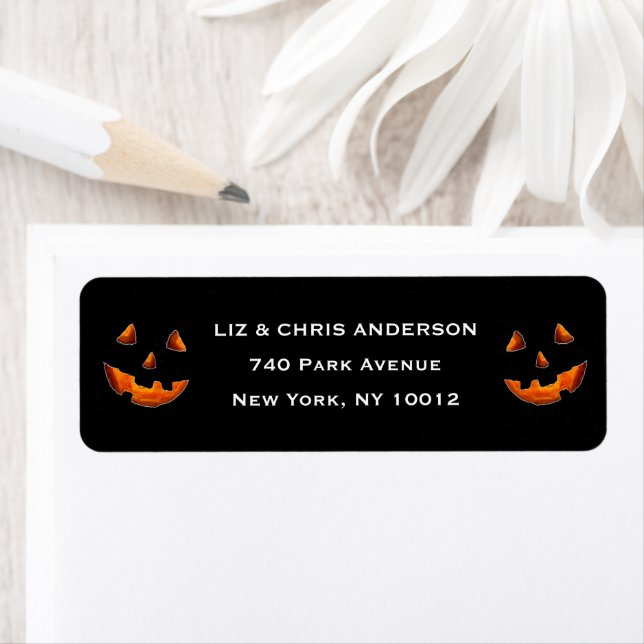 Étiquette de adresse de retour Halloween (En situation)