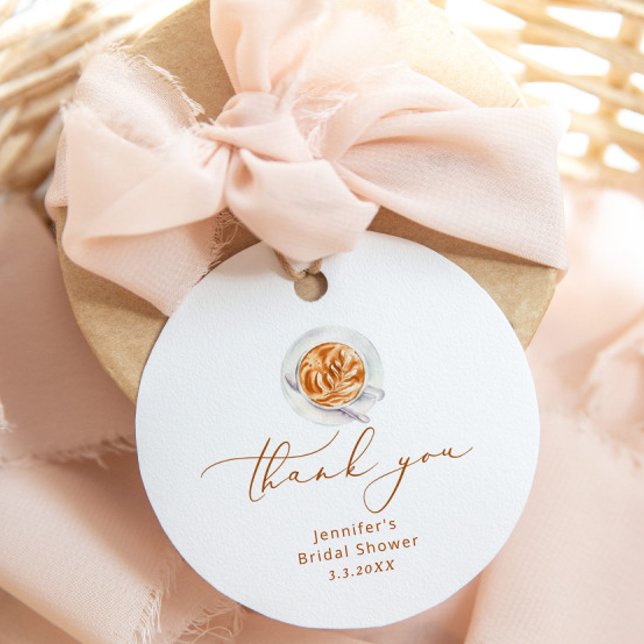 Étiquette de faveur de douche de mariage Love is b (Créateur téléchargé)