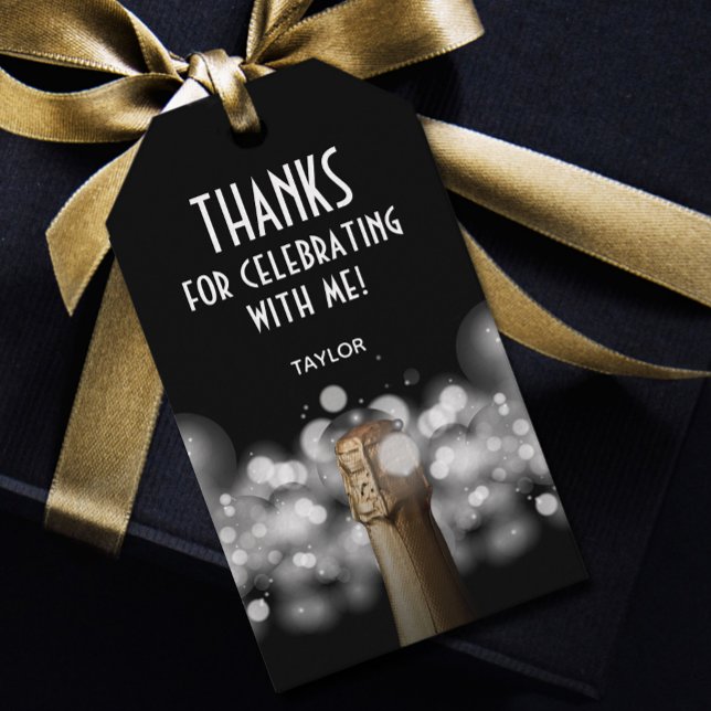 Étiquette de faveur noir et blanc de bouteille de  (Créateur téléchargé)