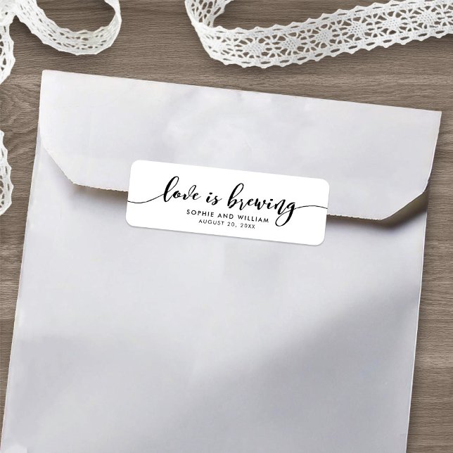 Étiquette de mariage Relax Script Love is Brewing (Créateur téléchargé)