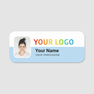 Étiquette de nom de badge employé avec logo, photo