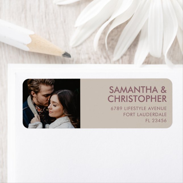 Étiquette de retour Mariage simple Beige & Maroon (En situation)