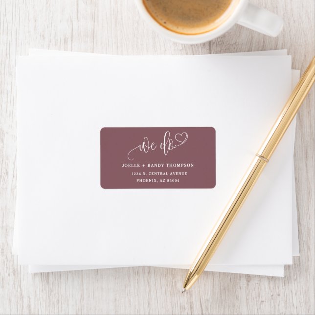 Étiquette Elegant Dusty Purple Nous faisons Mariage Adresse  (En situation)