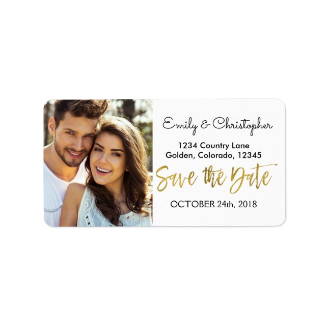 Étiquette Gold Foil Script Wedding Enregistrer la photo Date (Devant)