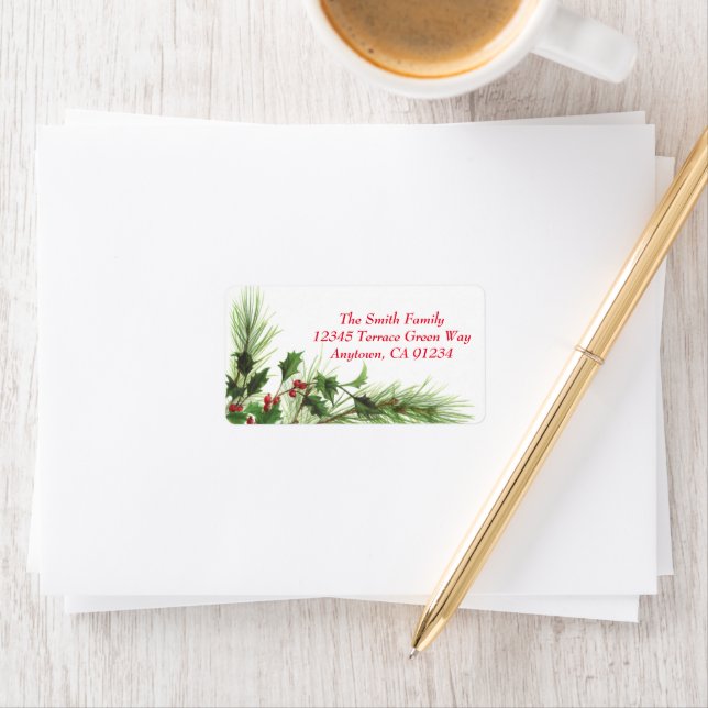 Étiquette Holly Berries & Pine Winter Holiday Address Labels (En situation)