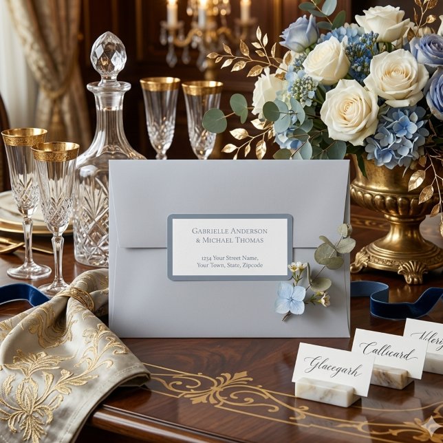 Étiquette Minimalist Dusty Blue Elegant Monogram Wedding (Créateur téléchargé)