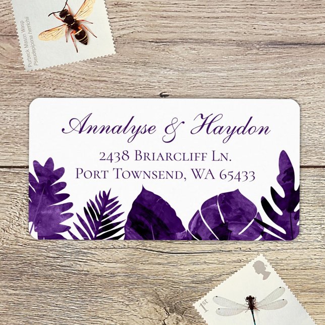 Étiquette Plum Purple Tropical Feuilles Mariage Adresse (tropical plum purple, eggplant island palm leaves, monstera, ferns address labels for rsvp cards)