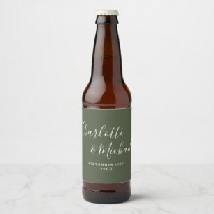 Étiquette Pour Bouteilles De Bière Élégante signature de mariage vert olive script