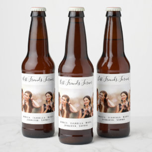 Étiquette Pour Bouteilles De Bière Les amis accordent toujours des noms de fête photo