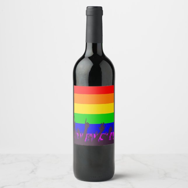 Étiquette Pour Bouteilles De Vin Drapeau arc-en-ciel transgenre LGBT avec agitateur (Devant)