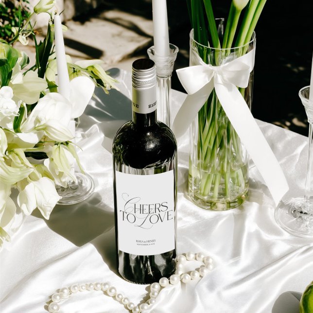 Étiquette Pour Bouteilles De Vin Elegant Black & White Wedding Wine Bottle Label (Modern Classic Black & White Wedding Welcome Sign)