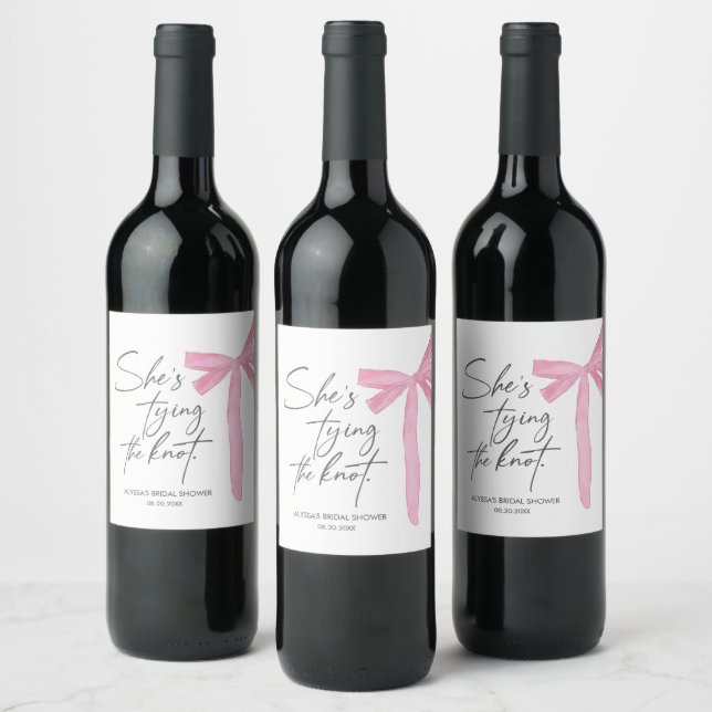 Étiquette Pour Bouteilles De Vin Elle Noue Le Nœud Rose Roseaux Mariage  (Bouteilles)