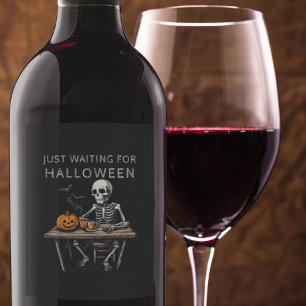 Étiquette Pour Bouteilles De Vin "En attente du Étiquette de vin d'Halloween   Drôl