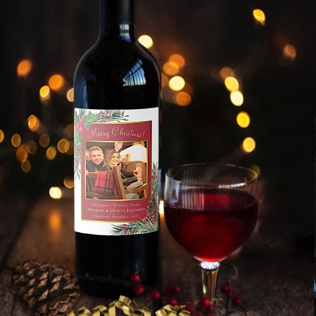 Étiquette Pour Bouteilles De Vin Fête de Noël Holly & Pine Joyeux Noël Photo (In Situ with Glass)