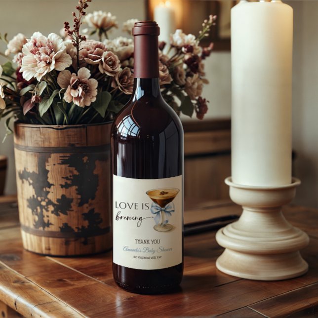 Étiquette Pour Bouteilles De Vin L'amour est en train de mijoter Blue Coquette Bow  (Créateur téléchargé)