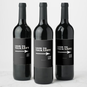 Étiquette Pour Bouteilles De Vin Le regard de SlipperyJoe's vers votre gauche épais