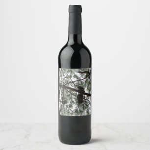 Étiquette Pour Bouteilles De Vin Photo hivernale sous le pin couvert de neige