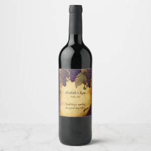 Étiquette Pour Bouteilles De Vin Raisins peints à la main sur papier rustique vieil