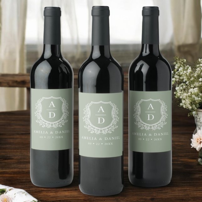 Étiquette Pour Bouteilles De Vin Sage Green Crest Moderne Monogramme Mariage (Créateur téléchargé)