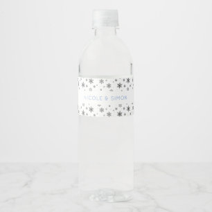 Étiquette Pour Bouteilles D'eau Élégant Minimal Snowflakes Initiales Motifs