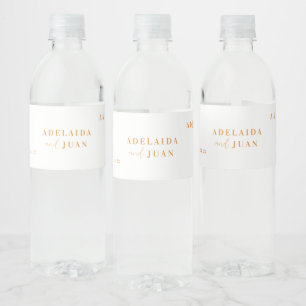 Étiquette Pour Bouteilles D'eau Monogramme de mariage minimaliste moderne