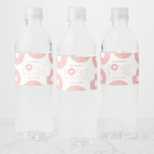 Étiquette Pour Bouteilles D'eau Saupoudrer de bébé avec beigne et diapères roses